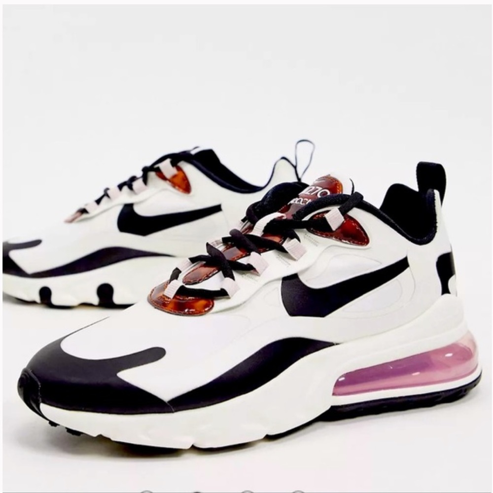 Nike womens AirMax 270 react